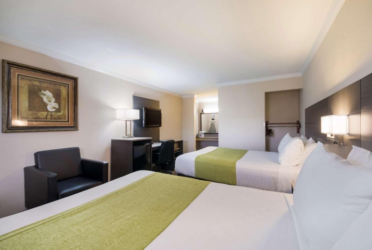 Surestay Hotel By Best Western Rockdale Bagian luar foto