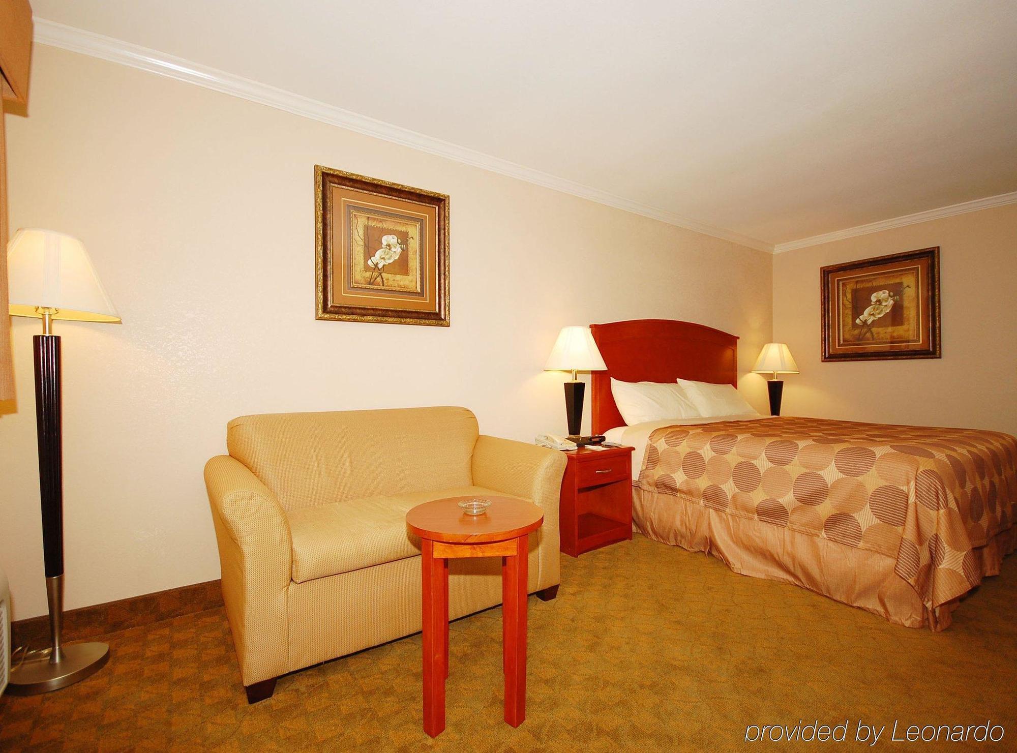 Surestay Hotel By Best Western Rockdale Ruang foto